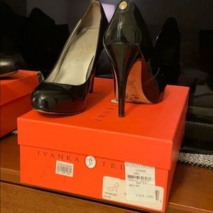 Ivanka Trump black high heals size 6